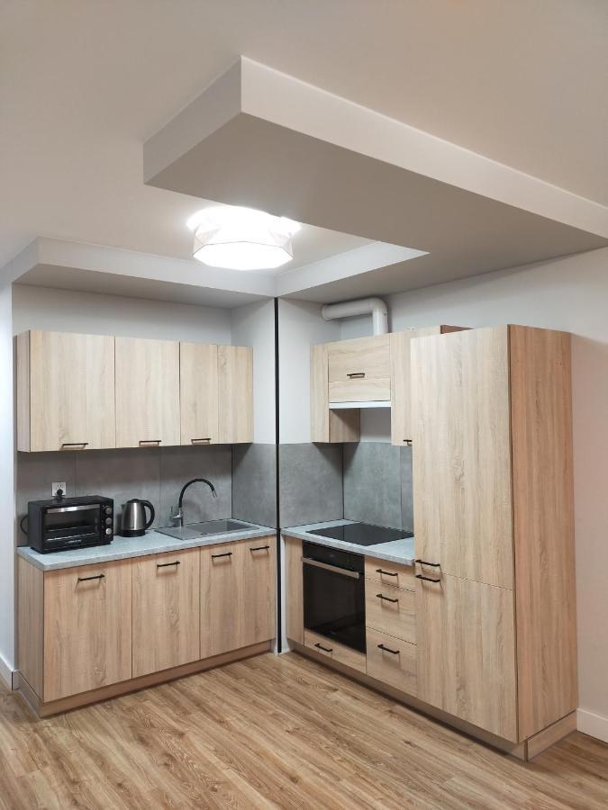 Fajny apartament z parkingiem, obok metra. Warsawa Bagian luar foto