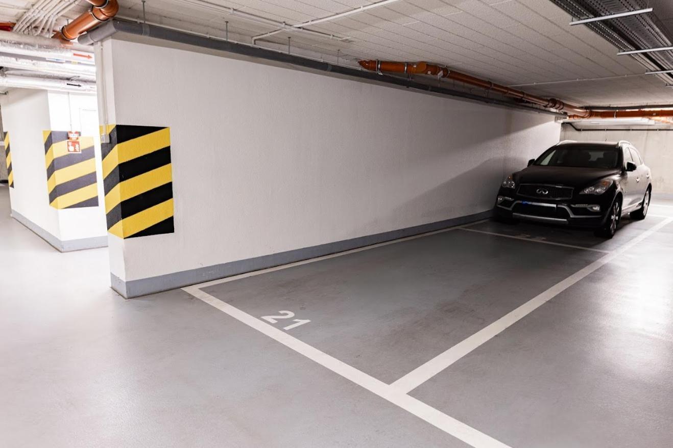 Fajny apartament z parkingiem, obok metra. Warsawa Bagian luar foto